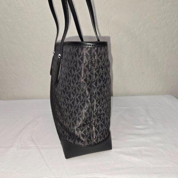 Michael Kors Eva Black / Gray Signature Logo Zip Top Shoulder Tote Bag - Picture 5 of 11